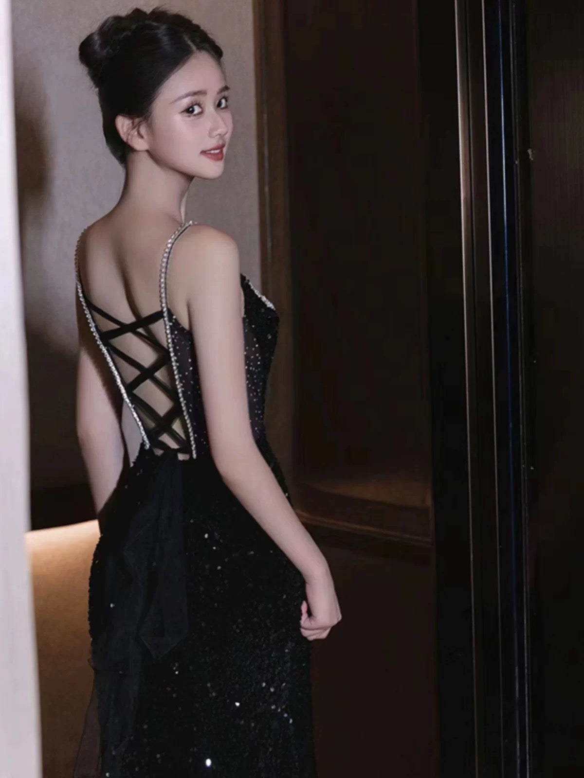 Mermaid Spaghetti Straps Sequin Black Long Prom Dress