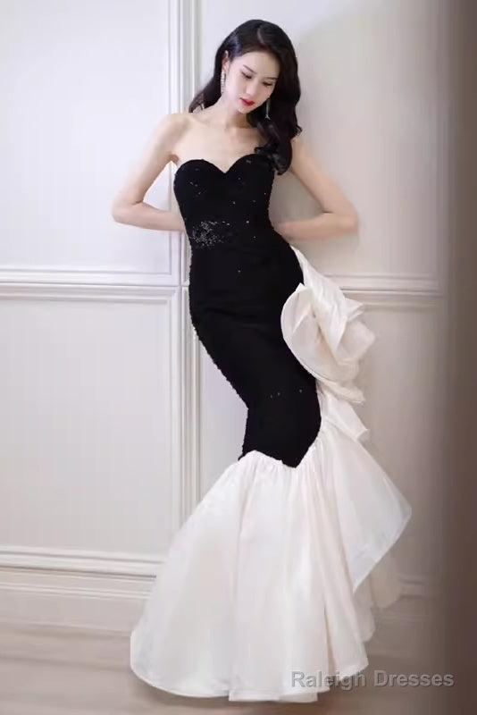 Sexy Mermaid Strapless Long Black Sequin Prom Dress