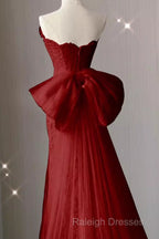 Mermaid Strapless Red Lace Long Prom Dresses