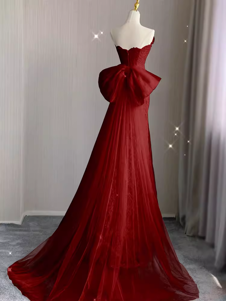 Mermaid Strapless Red Lace Long Prom Dresses