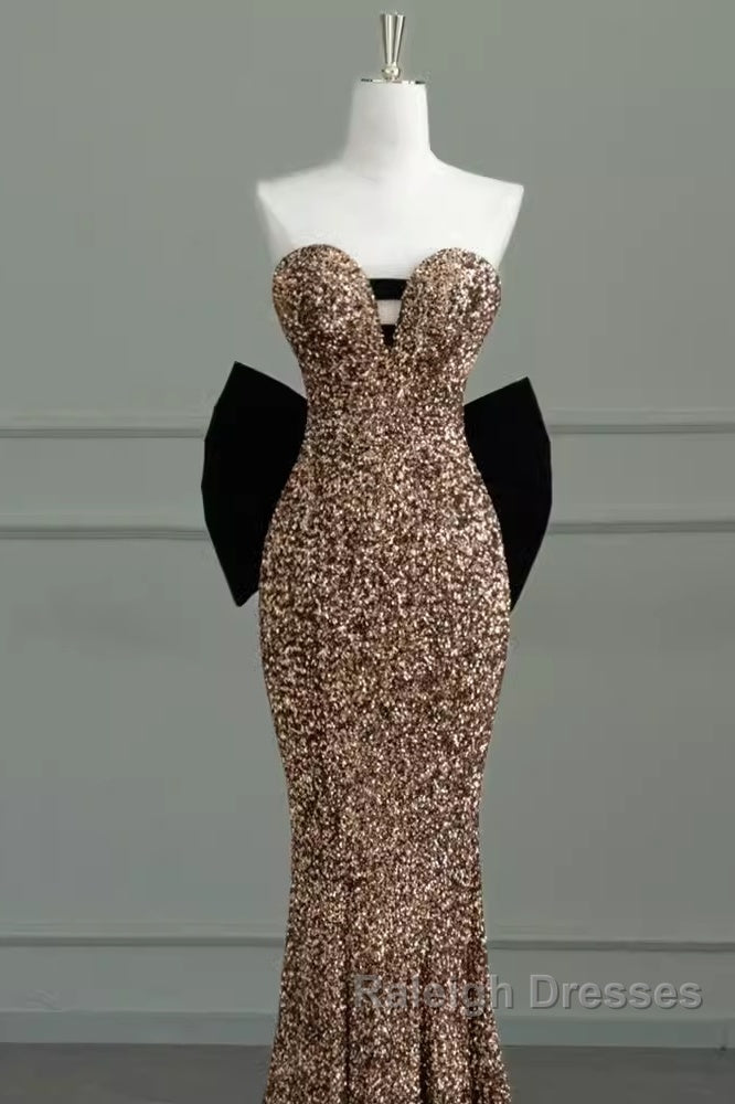Mermaid Strapless Sequin Gold Floor Length Prom Dresses Secondary image