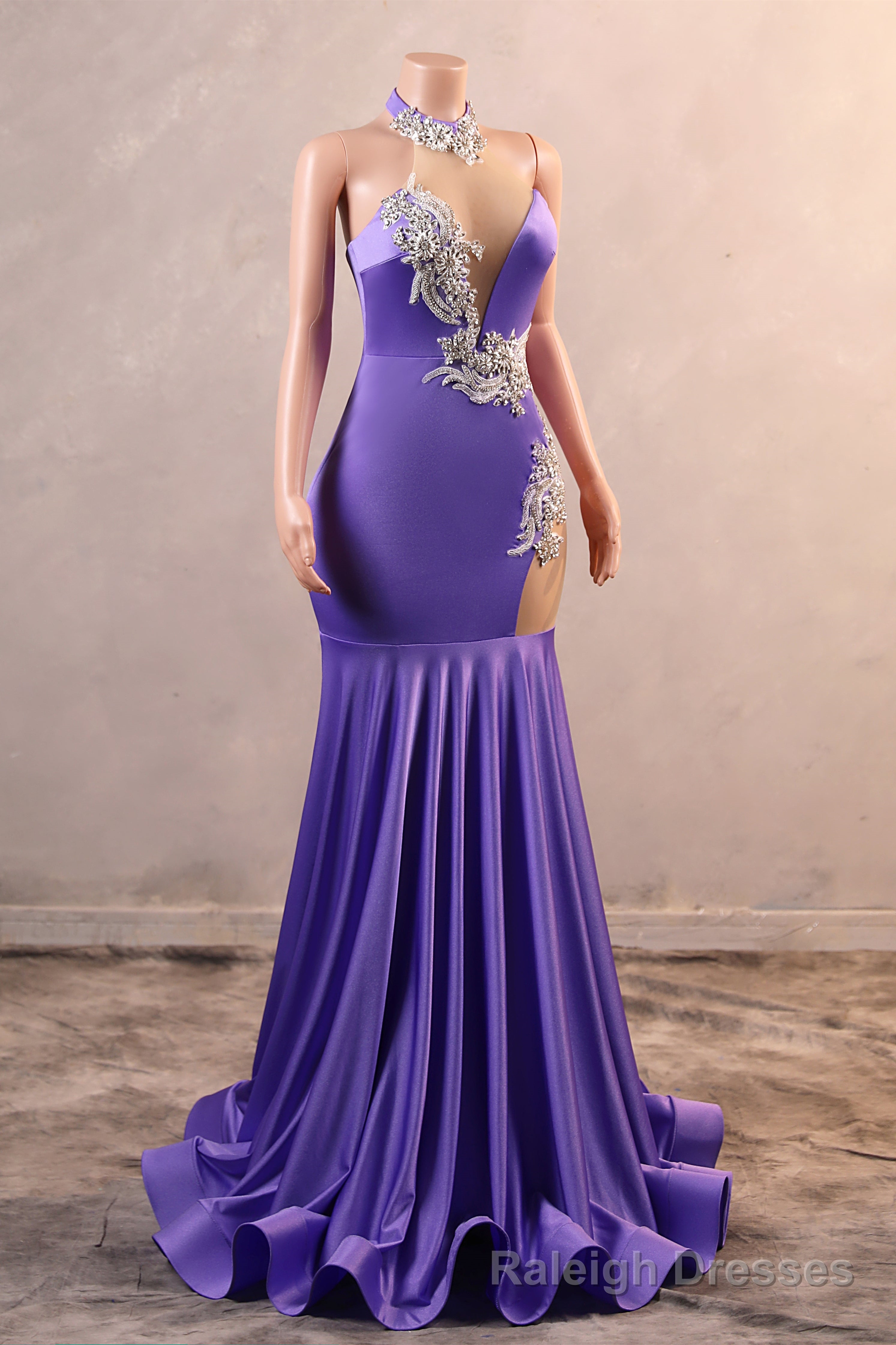 Sexy Purple Mermaid Prom Dresses Heavily Beading Women Evening Dresses Halter Neck