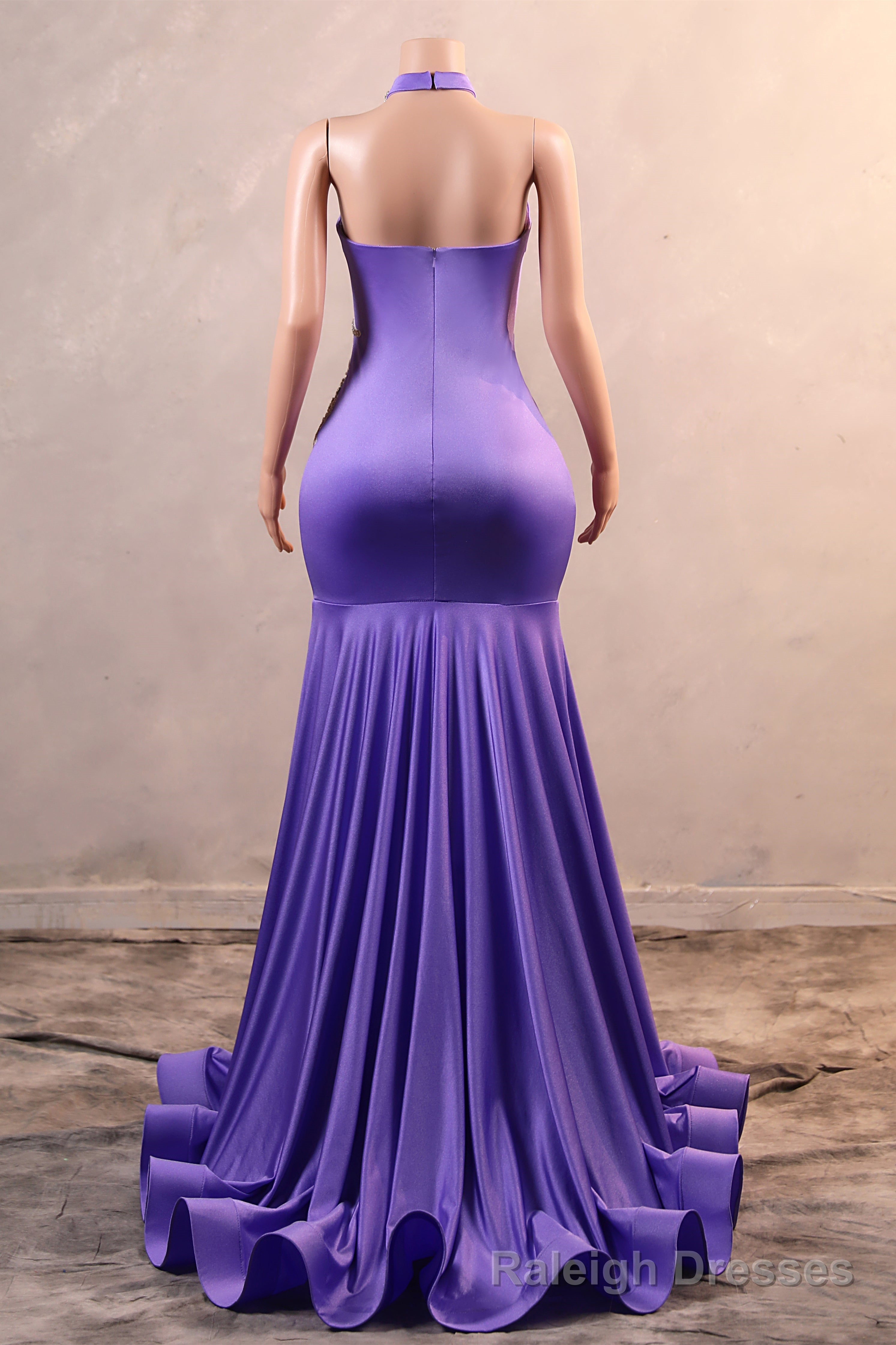 Sexy Purple Mermaid Prom Dresses Heavily Beading Women Evening Dresses Halter Neck
