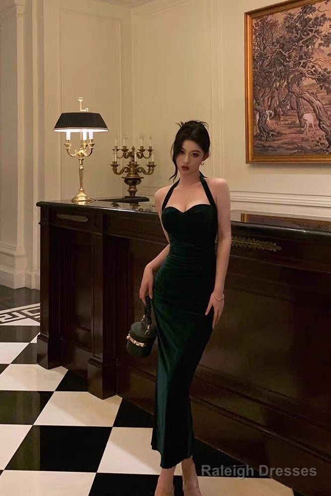 Sexy Sheath Halter Velvet Green Knee Length Prom Dresses Birthday Outfits Main image