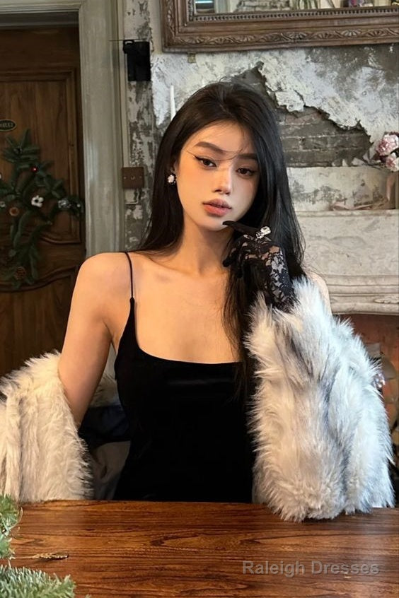 Sexy Sheath Straps Long Black Prom Dresses