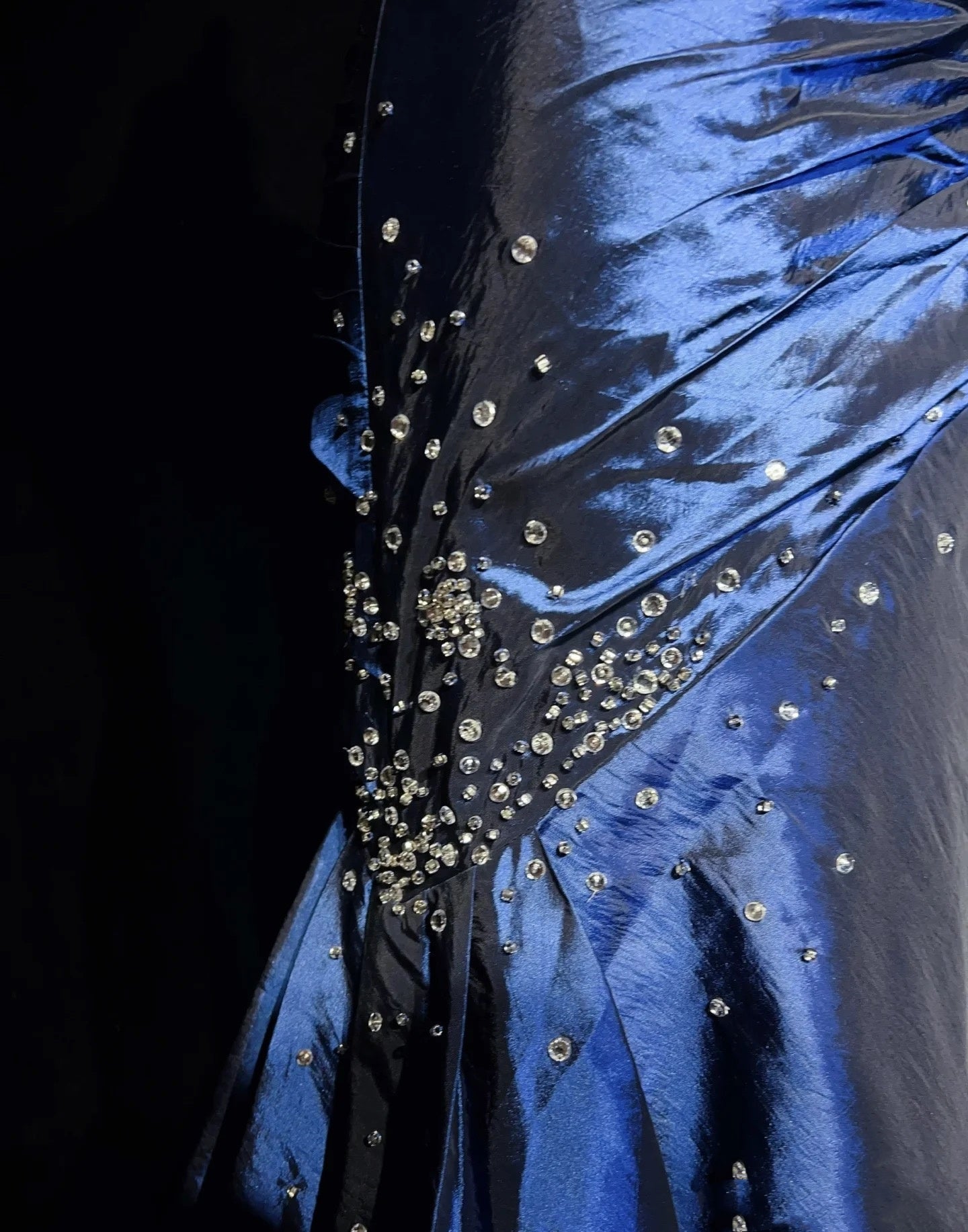 Sweetheart Sleeveless Mermaid Satin Long Navy Blue Prom Dress