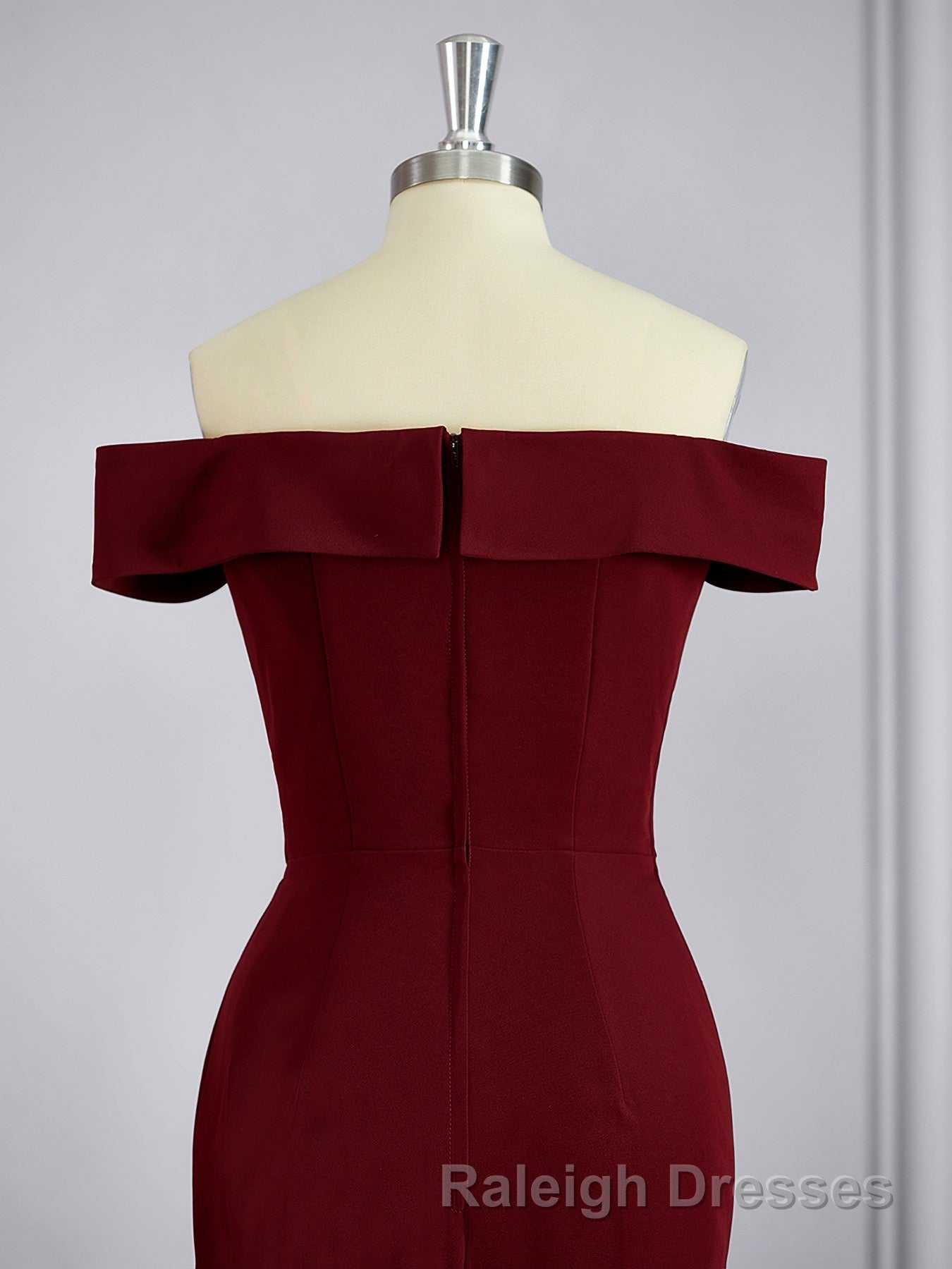 Sheath/Column Off-the-Shoulder Floor-Length Stretch Crepe Mother of the Bride Dresses With Ruffles