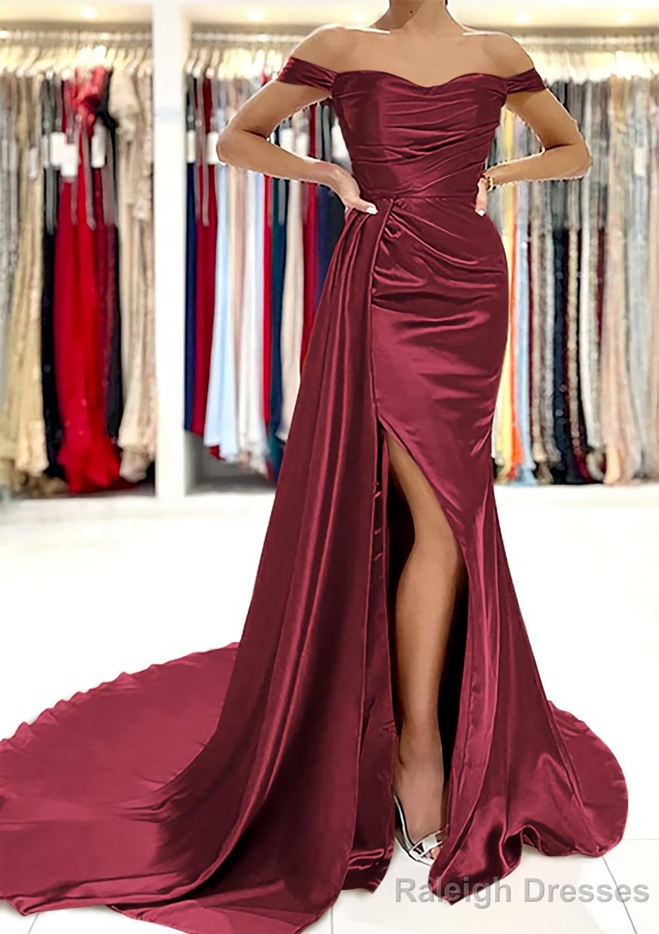 Sheath/Column Off-the-Shoulder Short Sleeve Charmeuse Court Train Prom Dresses With Pleated