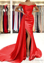 Sheath/Column Off-the-Shoulder Short Sleeve Charmeuse Court Train Prom Dresses With Pleated