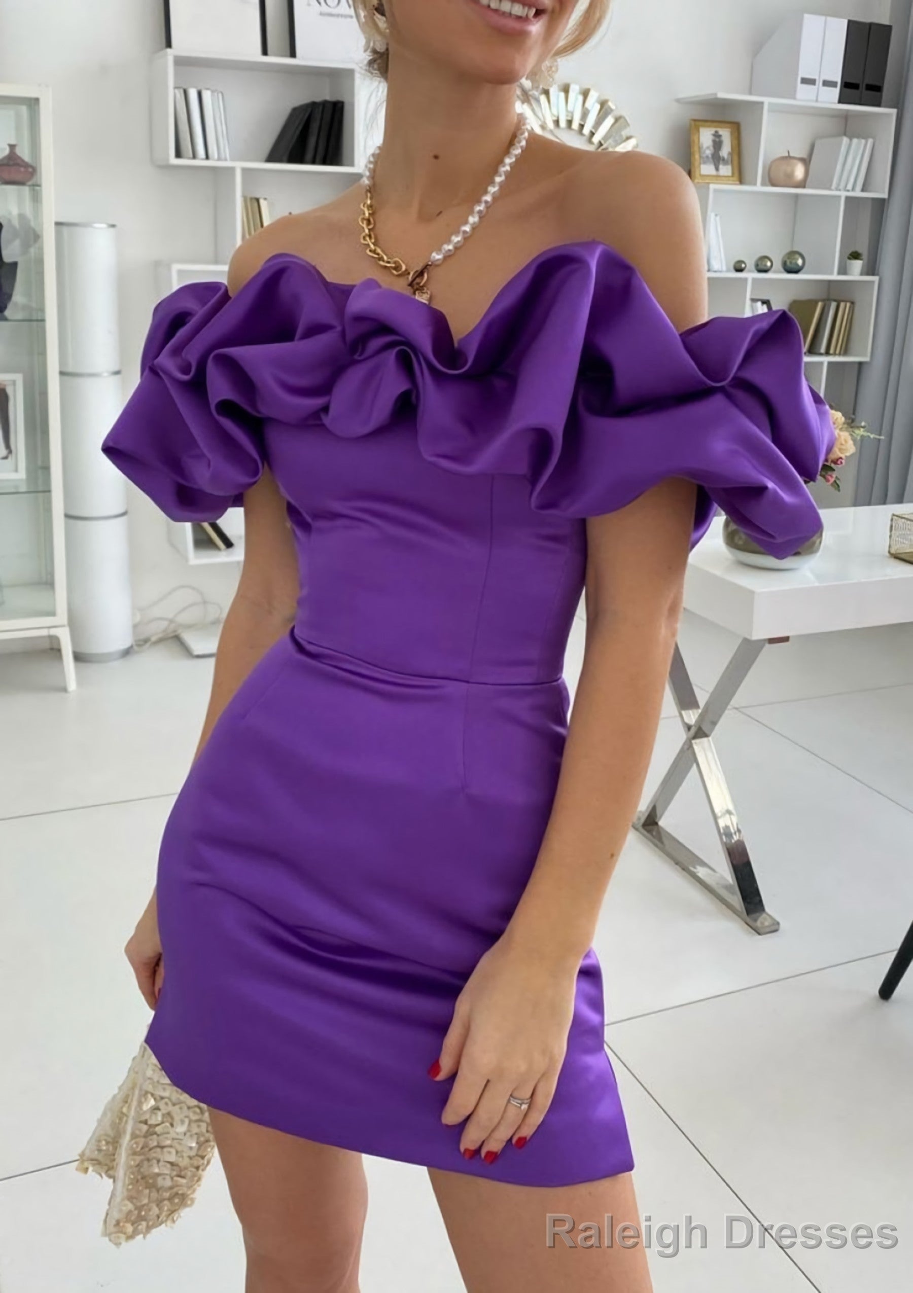 Sheath/Column Off-the-Shoulder Sleeveless Satin Short/Mini Homecoming Dresses With Ruffles Main image