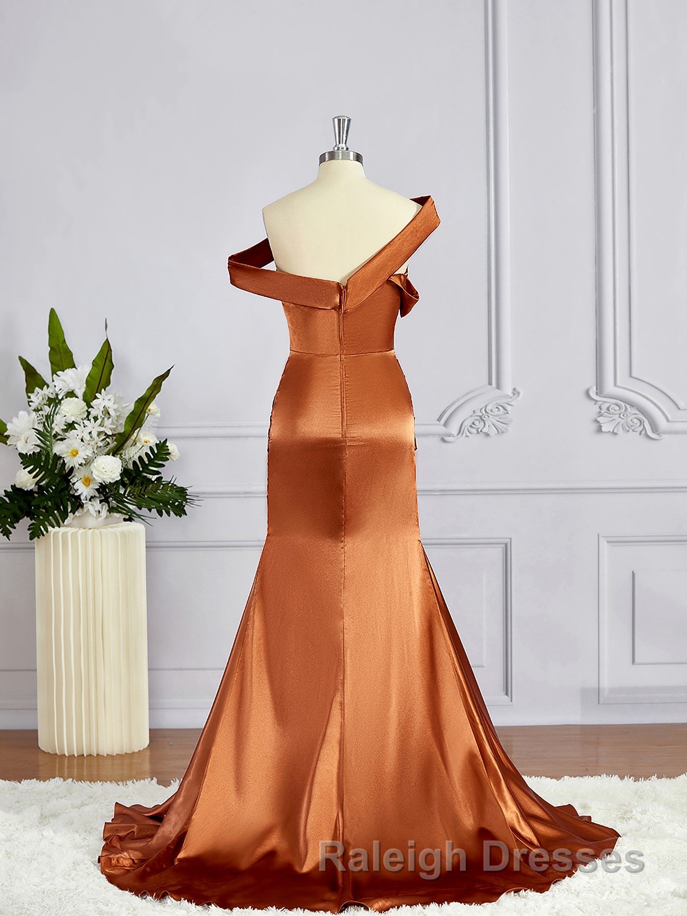 Sheath/Column Off-the-Shoulder Sweep Train Silk like Satin Bridesmaid Dresses with Leg Slit