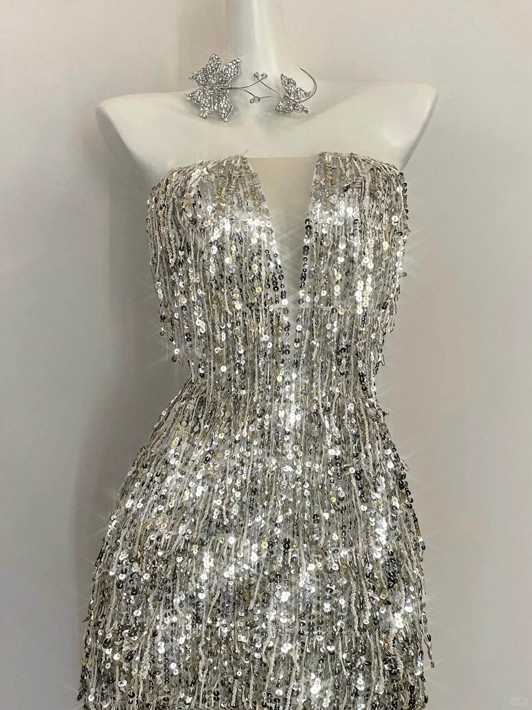 Shining Silver-White Slim-Fit Tube Top Sequined Tassel Long Formal Prom Dress