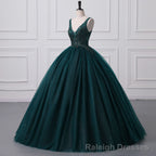 Shiny Emerald Green Sequined Tulle Quinceanera Dresses Backless V Neck Ball Gowns Evening Prom Dresses With Corset Back