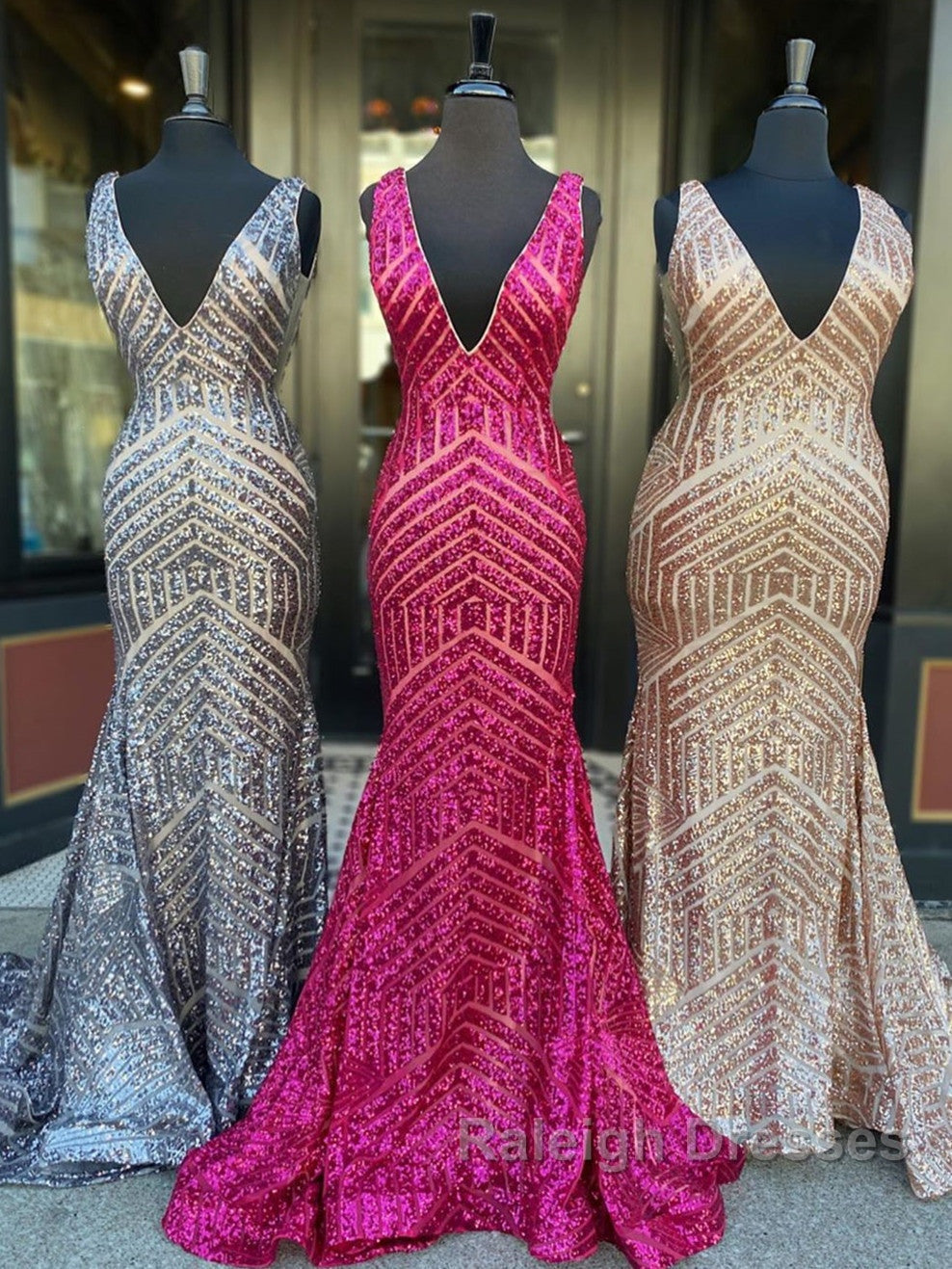 Shiny Mermaid Long V Neck Red Sequins Prom Dresses Secondary image