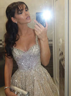 Shiny White Strappy V-Neck Beaded A-Line 17Th Birthday Homecoming Dresses