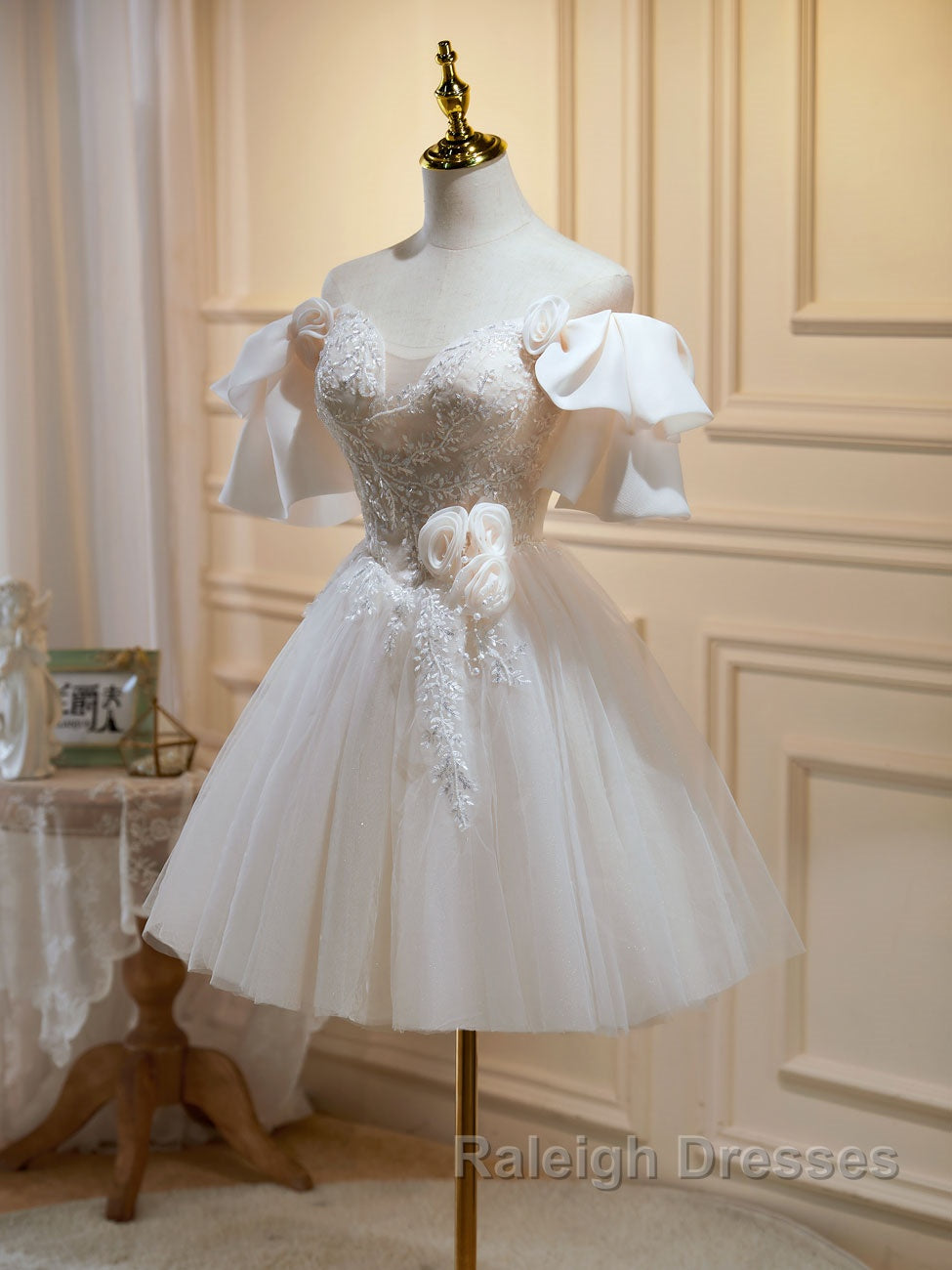 Short Beige Prom Dresses, Beige Tulle Lace Homecoming Dresses Secondary image