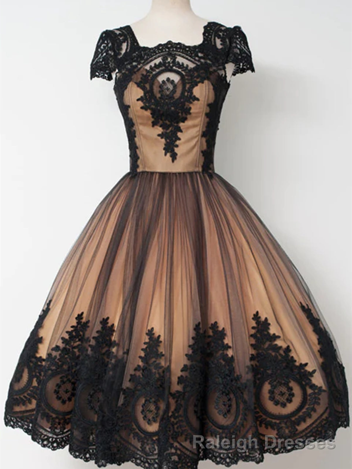 Short Cap Sleeves Black Lace Prom Dresses, Short Black Lace Graduation Homecoming Dresses Secondary image