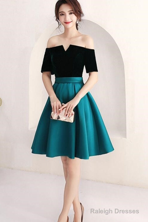 Short Green And Black Off Shoulder Wedding Party Dress Homecoming Dress Main image