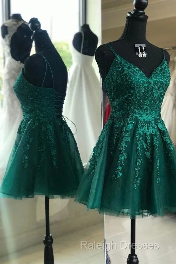 Short Lace Emerald Green Homecoming Dress Secondary image