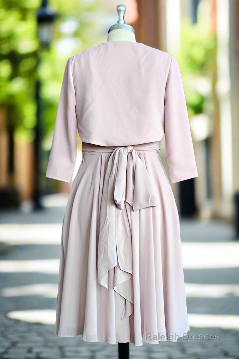 Short Mother of The Bride Dresses for Wedding Plus Size Bridesmaid Dresses Secondary image