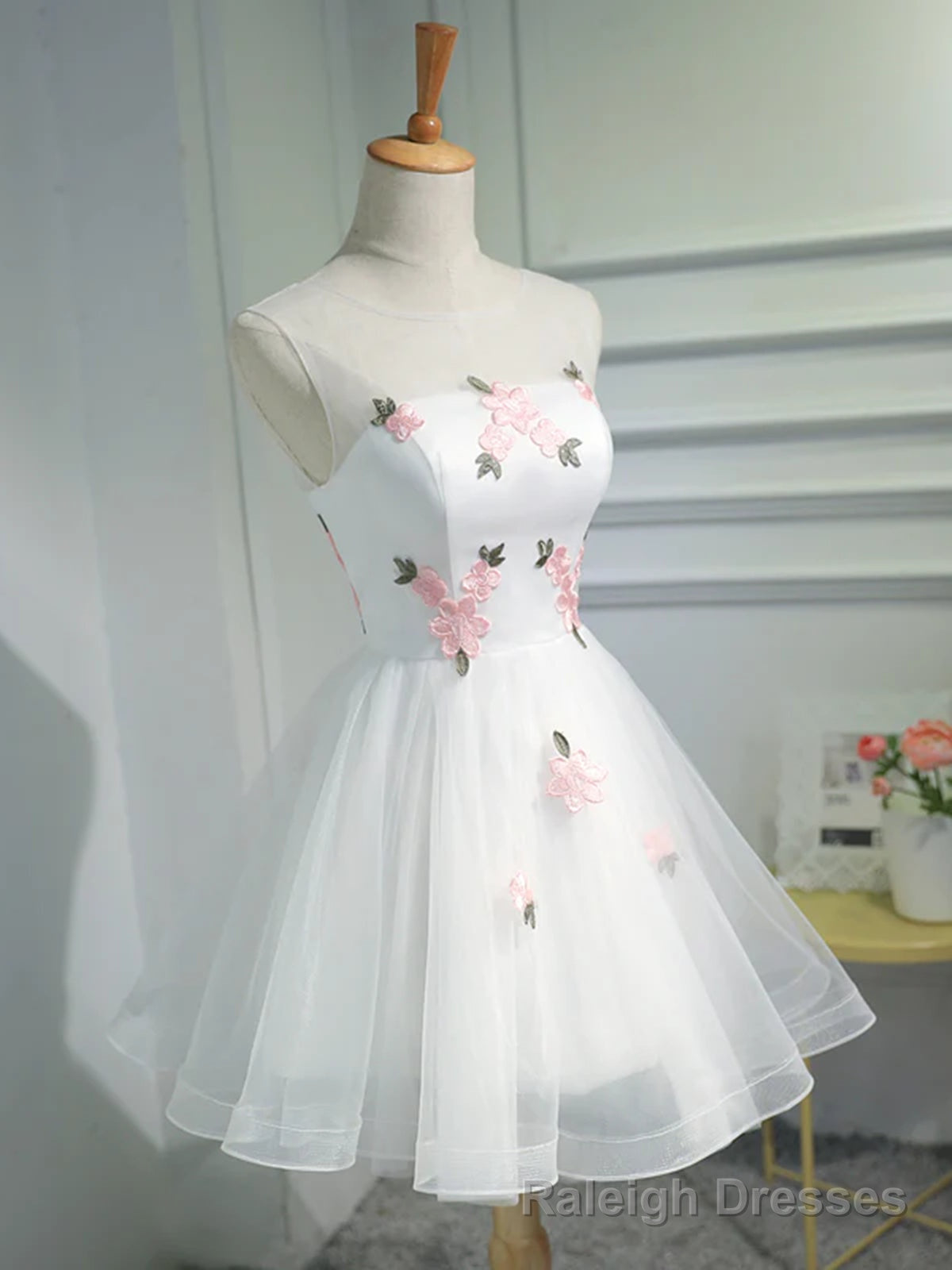 Short White Floral Prom Dresses, Short White Floral Formal Homecoming Dresses Main image
