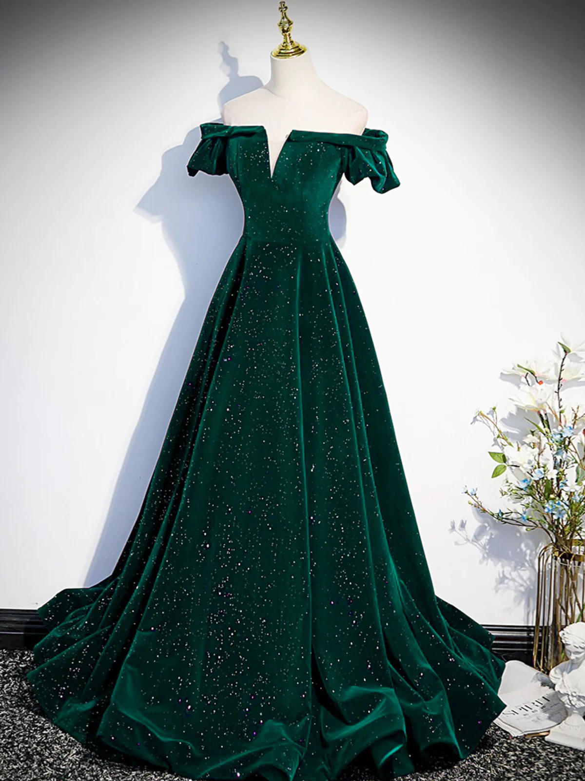 Simple A line Off the Shoulder Shiny Green Black Long Prom Dresses Secondary image