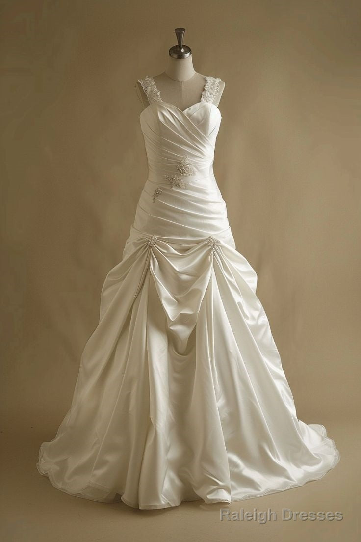 Simple A-Line Satin Lace Long Prom Dress Sweetheart Neck White Beaded Wedding Dress Main image