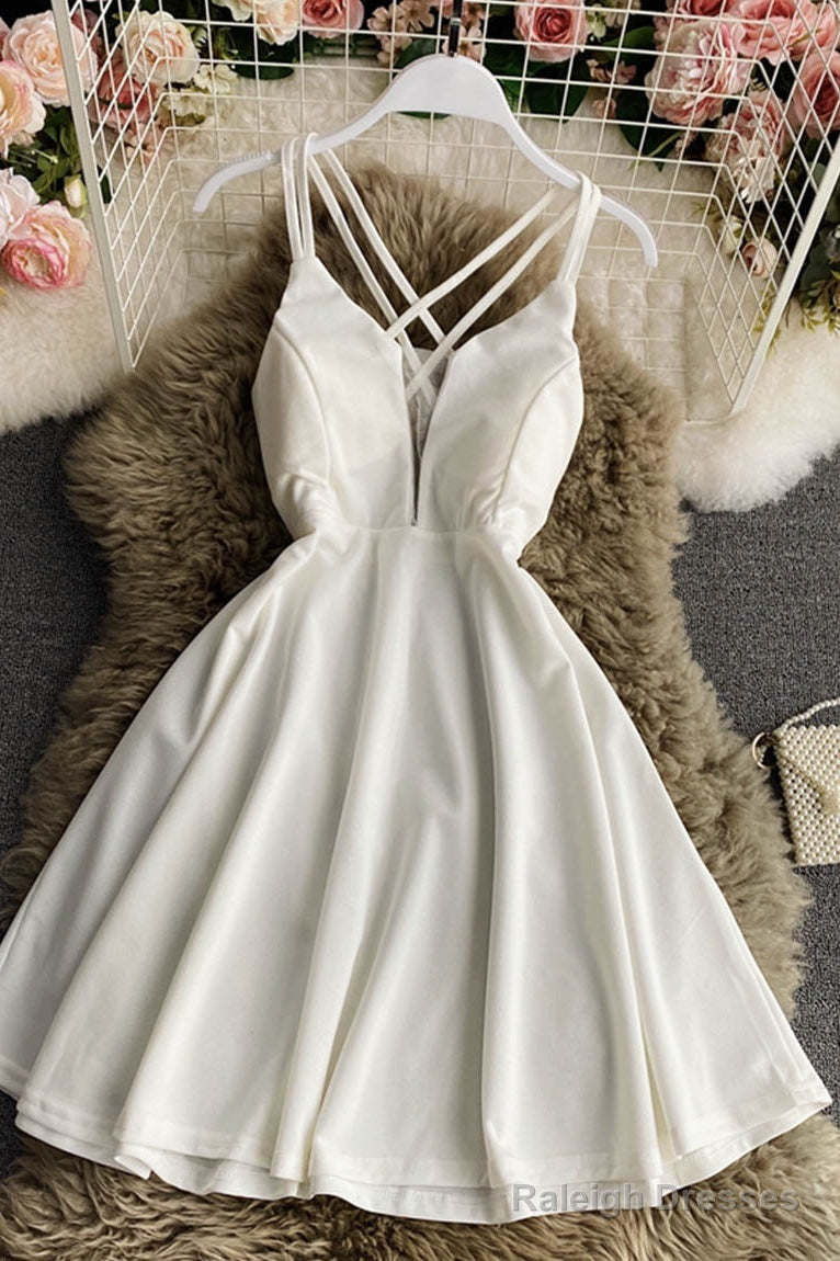 Simple A-Line V Neck Short Dresses Homecoming Dresses Main image