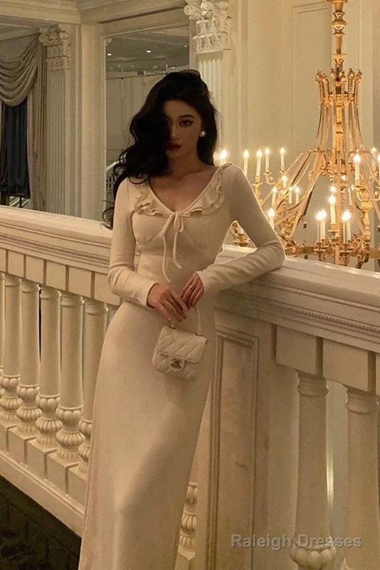 Simple A Line V Neckline Ivory Long Prom Dresses Birthday Outfits Evening Gown Secondary image