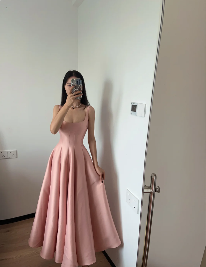 Simple And Elegant Pink A-Line Square Neck Halter Satin Formal Prom Dress Main image