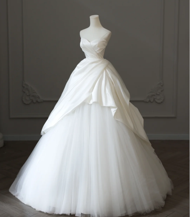 Simple And Elegant White Sweetheart Neckline Satin Tulle A-Line Floor-Length Wedding Dress