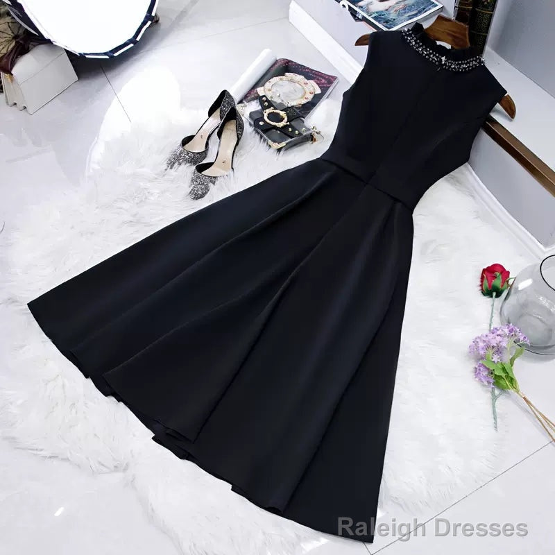 Simple Black Hoco Dress Short Homecoming Dresses Secondary image