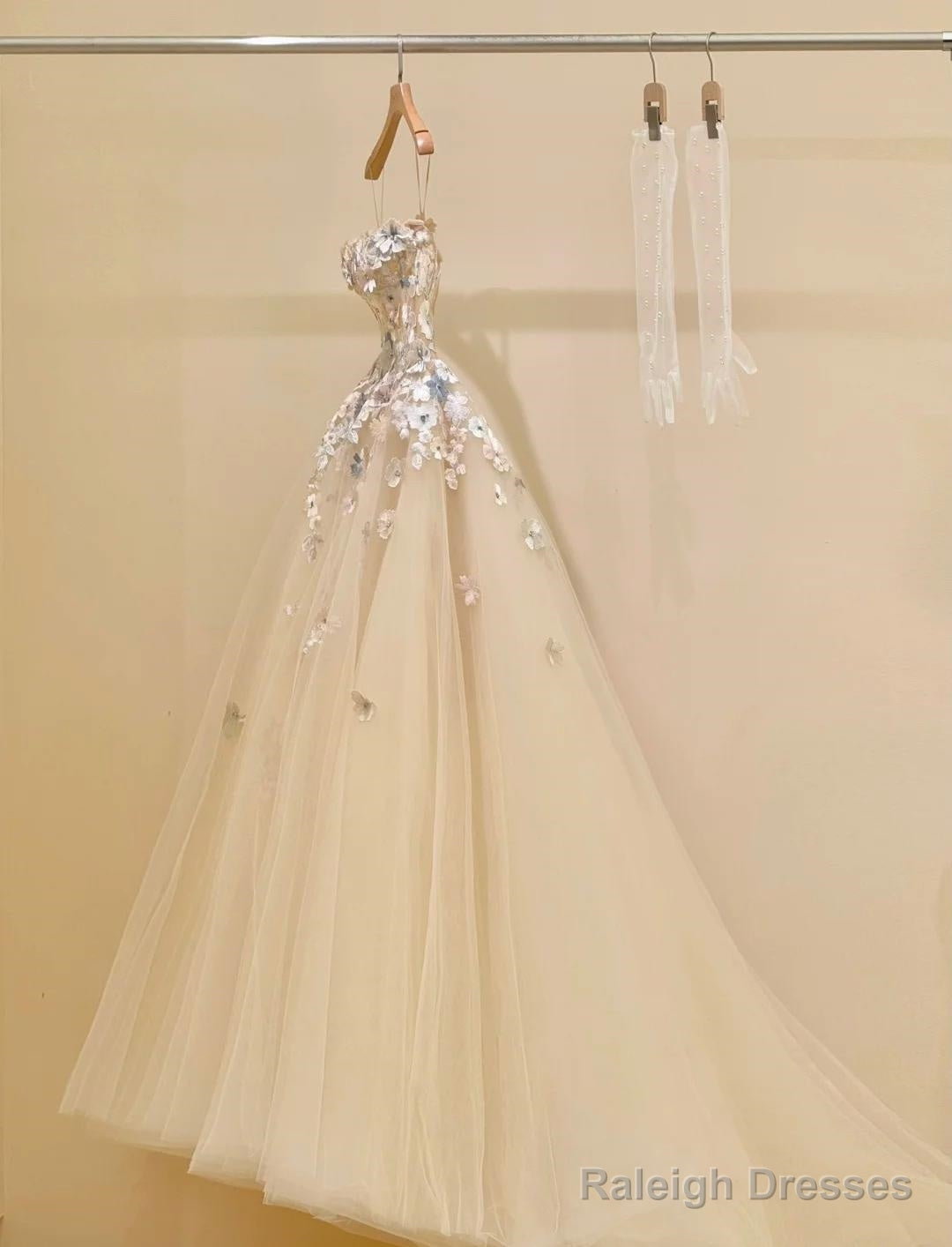 Simple Champagne A-Line Spaghetti Straps Tulle Applique Prom Dresses Long Sweet Wedding Dresses
