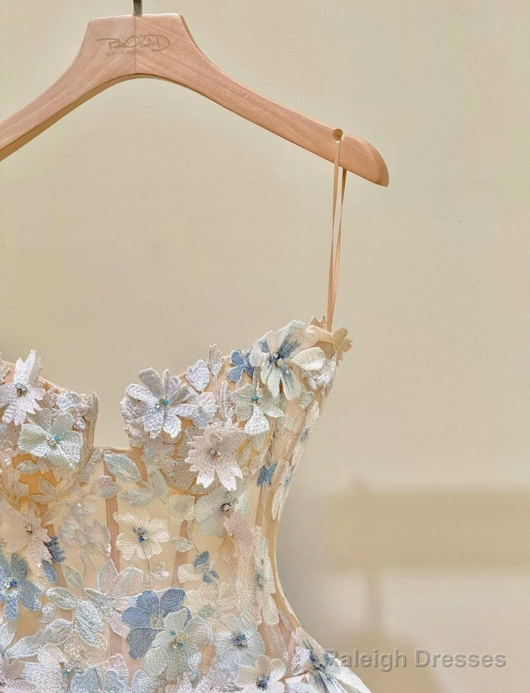 Simple Champagne A-Line Spaghetti Straps Tulle Applique Long Prom Dress Sweet Wedding Dress