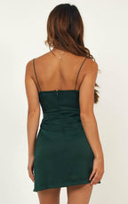 Neck Short Prom Dress Spaghetti-Straps Slit-Skirt Homecoming Dress With Satin