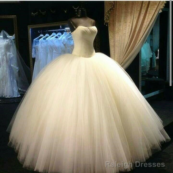 Simple Design Strapless Tulle Wedding Dress Ball Gown