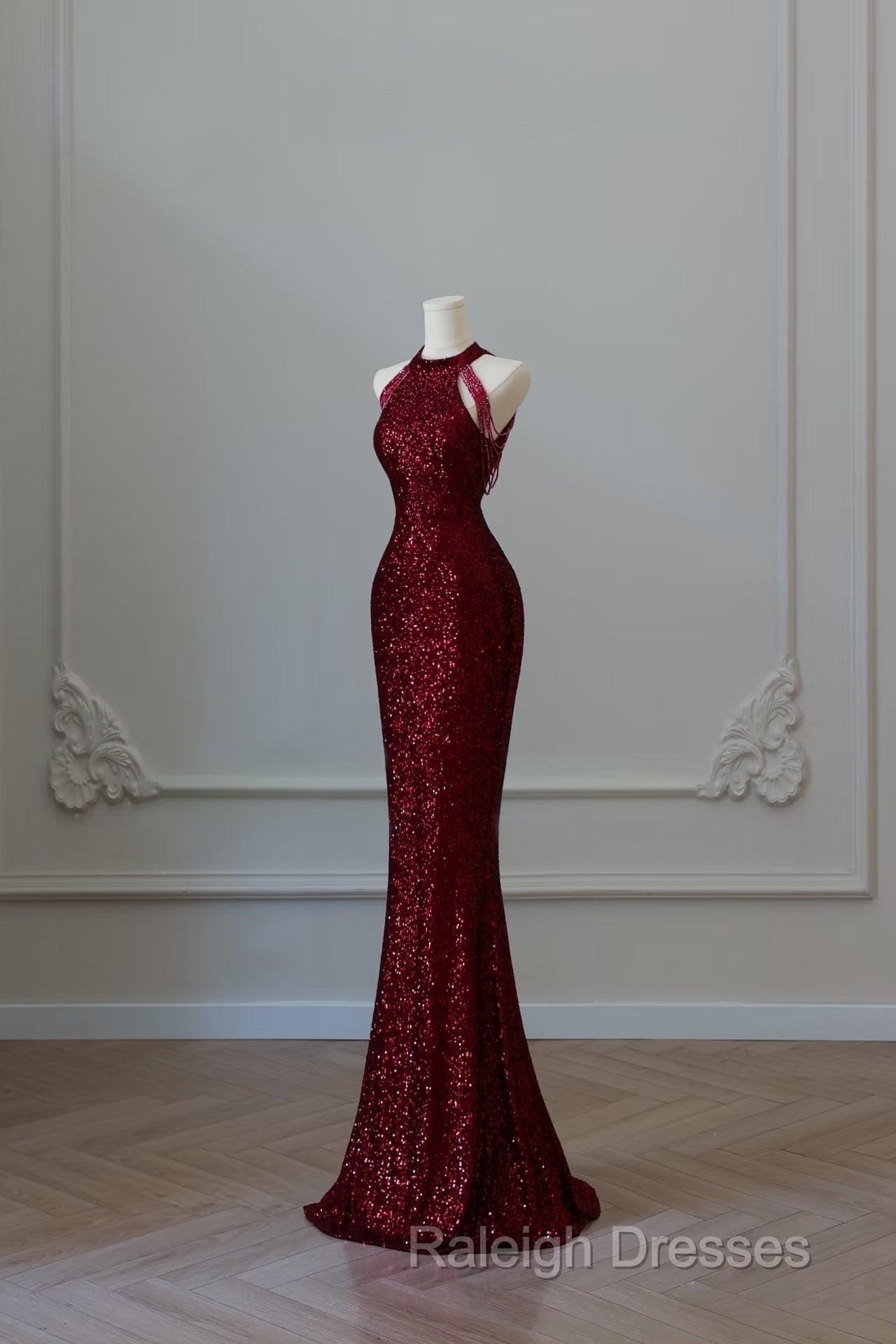 Simple Mermaid Scoop Neckline Burgundy Sequin Long Prom Dresses