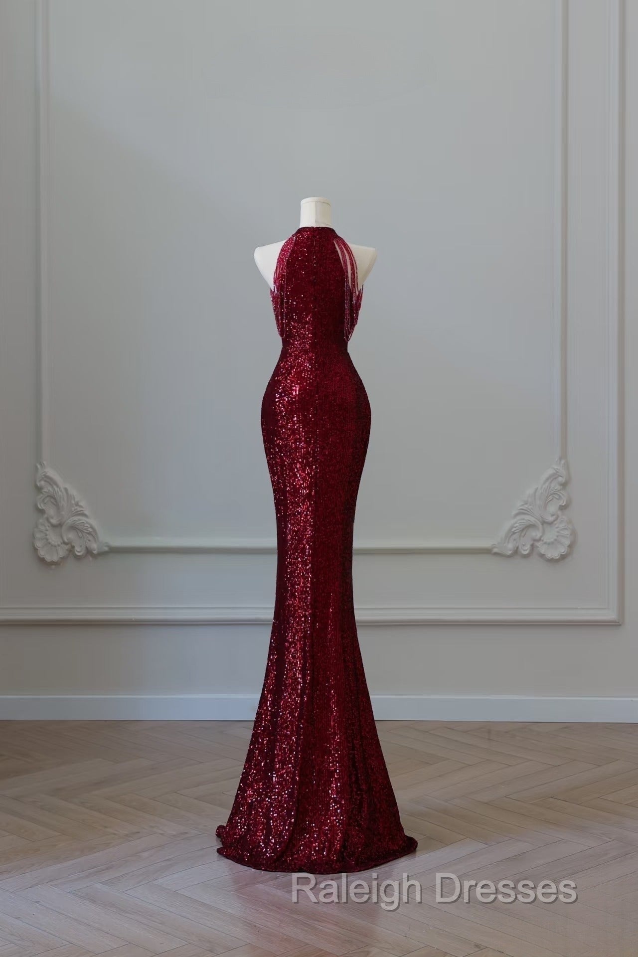 Simple Mermaid Scoop Neckline Burgundy Sequin Long Prom Dresses