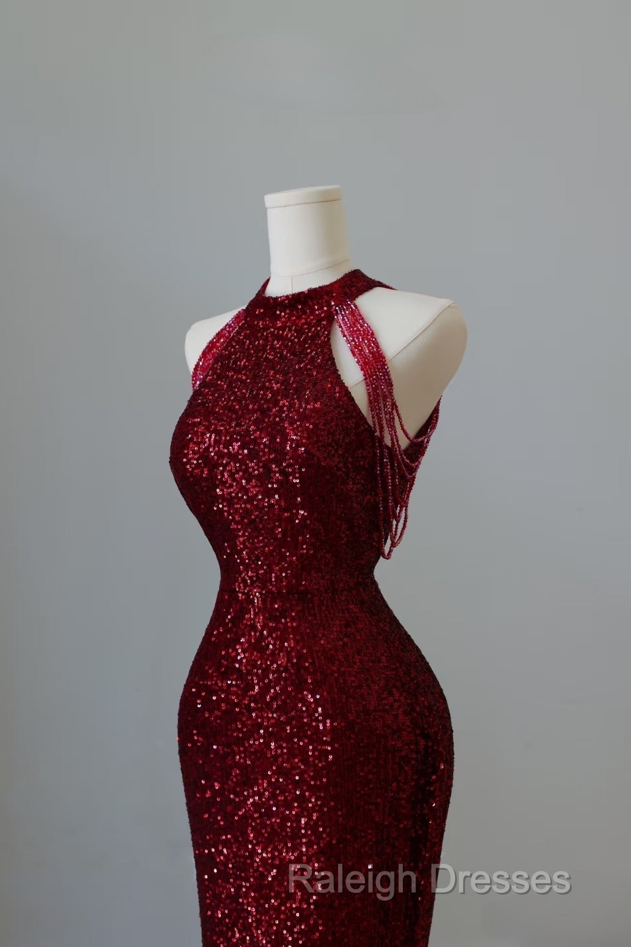 Simple Mermaid Scoop Neckline Burgundy Sequin Long Prom Dresses