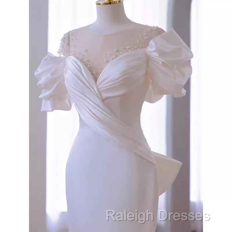 Simple Mermaid Scoop Neckline Satin White Long Wedding Dress Secondary image