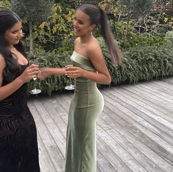 Simple Mermaid Sleeveless Strapless Velvet Long Prom Dresses Main image