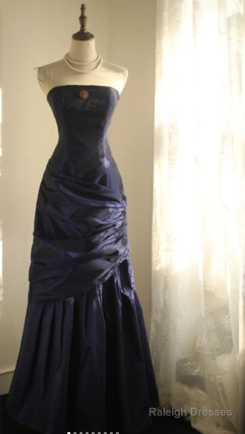 Simple Mermaid Strapless Taffeta Pleated Prom Dresses Long Prom Gowns Main image
