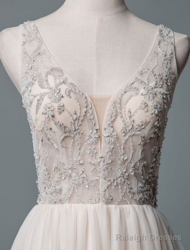 Simple Wedding Dresses A-Line V Neck Sleeveless Applique Beaded Floor Length Bridal Dress