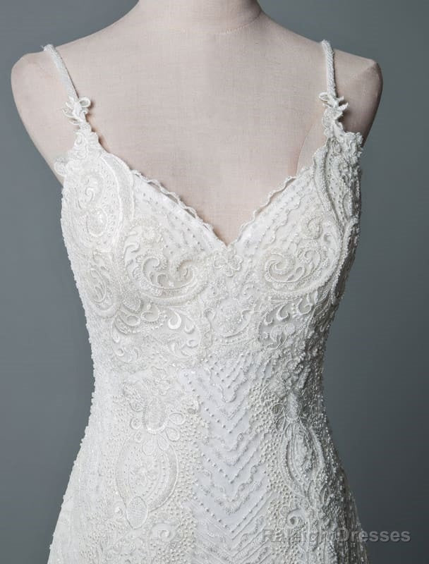 Simple Wedding Dresses Lace V Neck Sleeveless Lace Mermaid Bridal Dress With Train