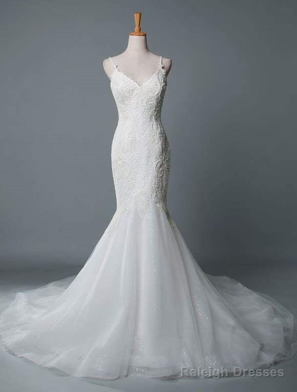 Simple Wedding Dresses Lace V Neck Sleeveless Lace Mermaid Bridal Dress With Train