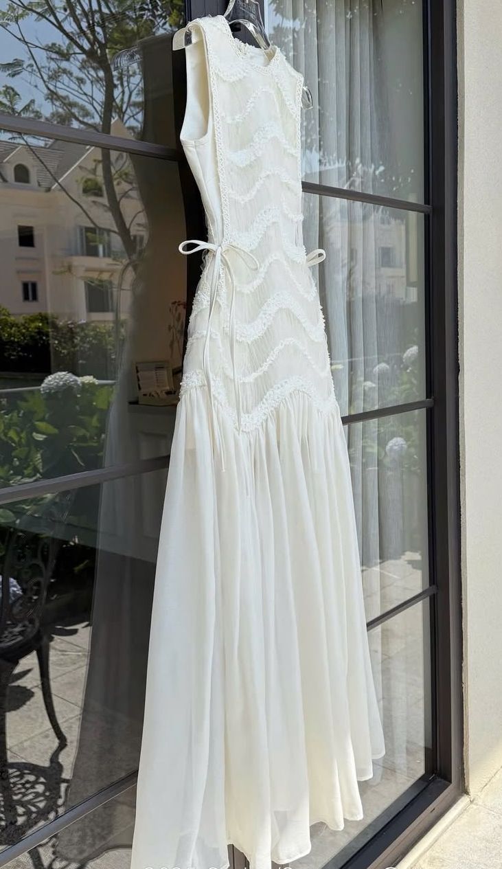 Simple A-Line Round Neck Light Apricot Lace Chiffon Prom Dresses Outfits