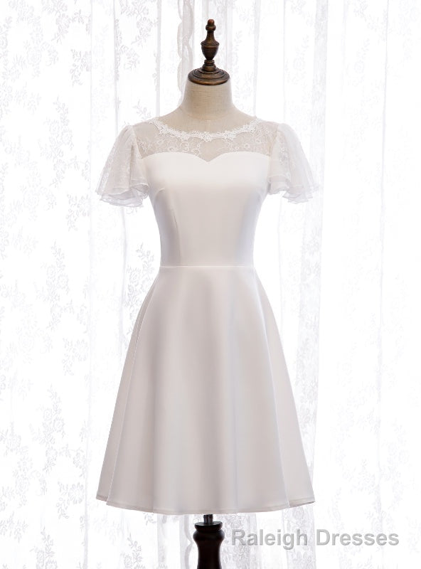 Simple White Lace Short Prom Dress Main image