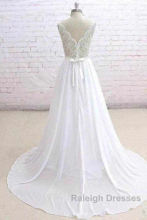 Sleeveless Long Chiffon Wedding Dress With Lace Secondary image