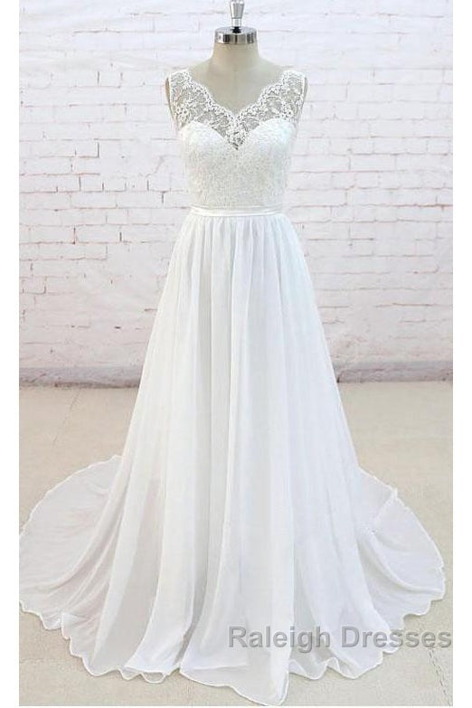 Sleeveless Long Chiffon Wedding Dress With Lace