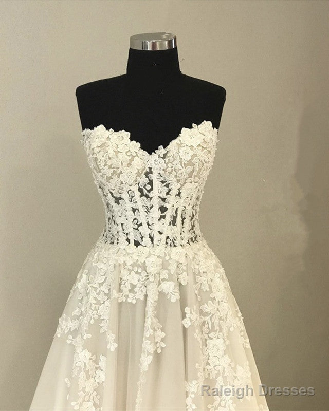 Sleeveless Tulle Wedding Dress Appliques Secondary image
